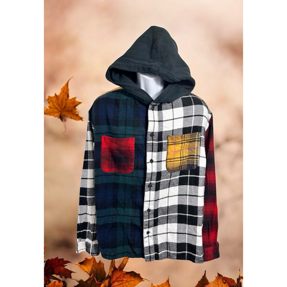 Men{s Urban Outfitters Flannel Plaid Button Front Shirt Sz Small Hooded Shacket - Picture 1 of 7